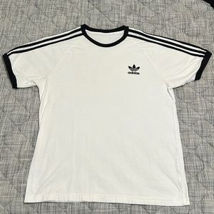 Mens adidas T shirt - Medium
